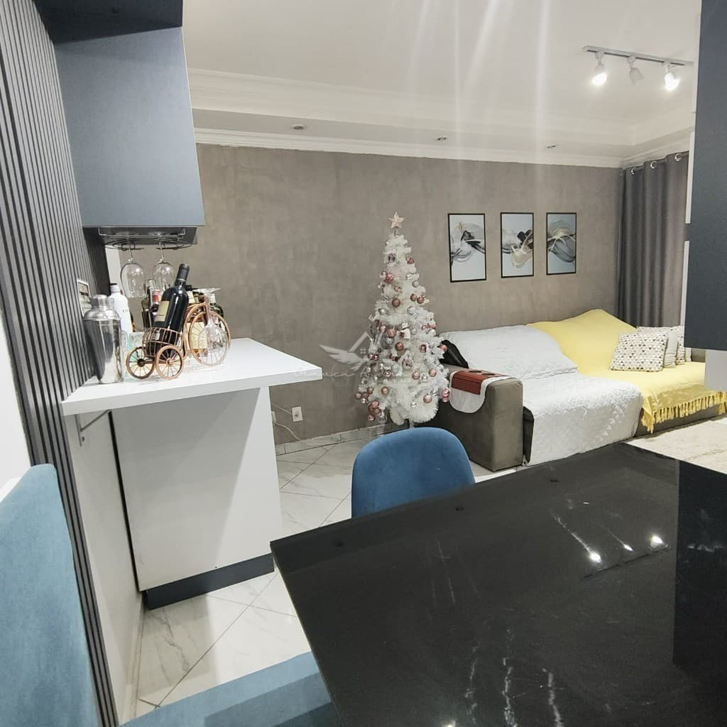 Venha conhecer o seu novo lar! Lindo apartamento com 2 quartos, 2 salas, 1 banheiro, 1 vaga de garag - foto 12